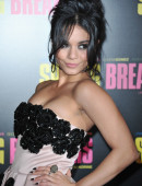 Vanessa-Hudgens-at-Spring-Breakers-premiere-in-Paris-4