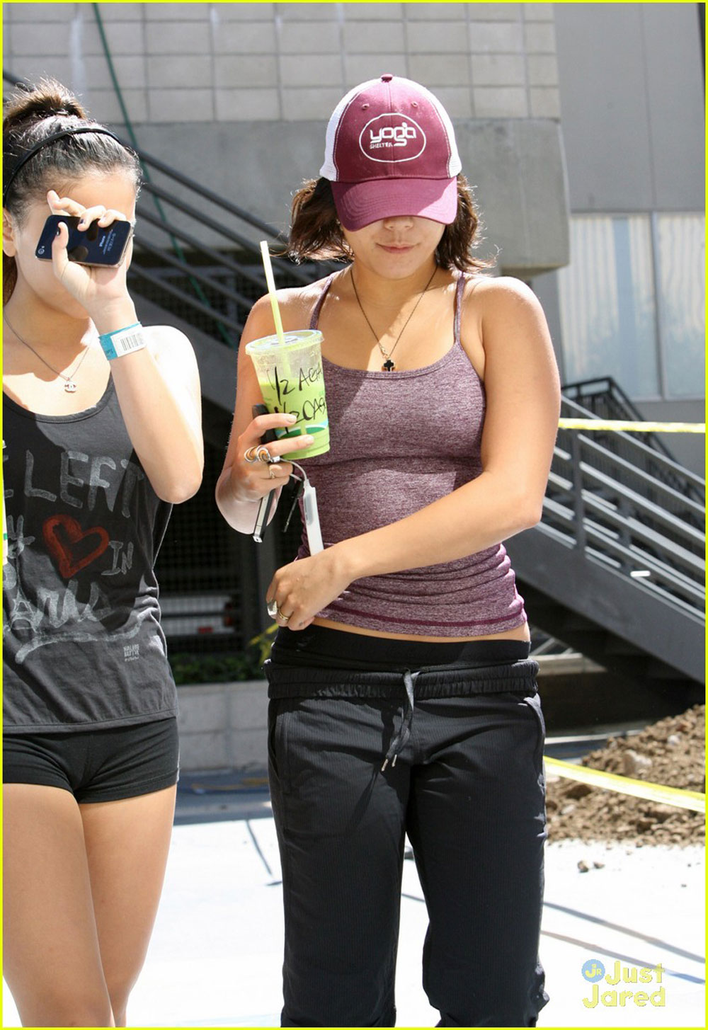 Vanessa-Hudgens-in-Los-Angeles-5