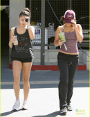 Vanessa-Hudgens-in-Los-Angeles-7