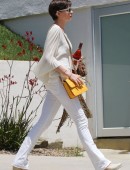 Anne Hathaway Out and About in Hollywood 7