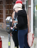 Anne Hathaway in tights 1