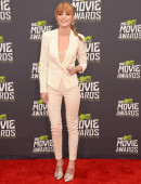 Bella Thorne 13