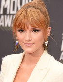 Bella Thorne 3