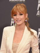 Bella Thorne 5