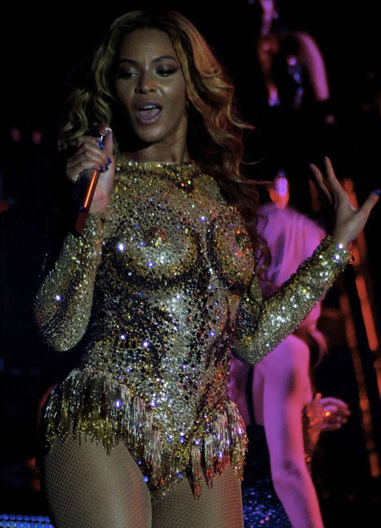 Beyonce-Knowles-167