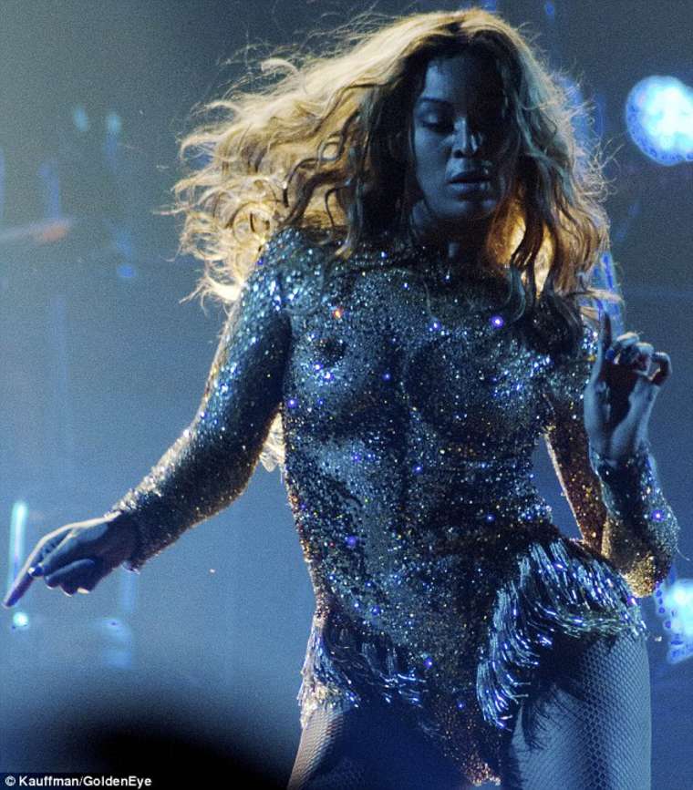Beyonce-Knowles-176