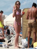 Doutzen-Kroes-Bikini-12