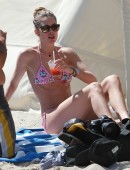 Doutzen-Kroes-Bikini-9