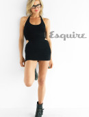Eliza-Coupe-in-Esquire-Magazine---April-2013-6