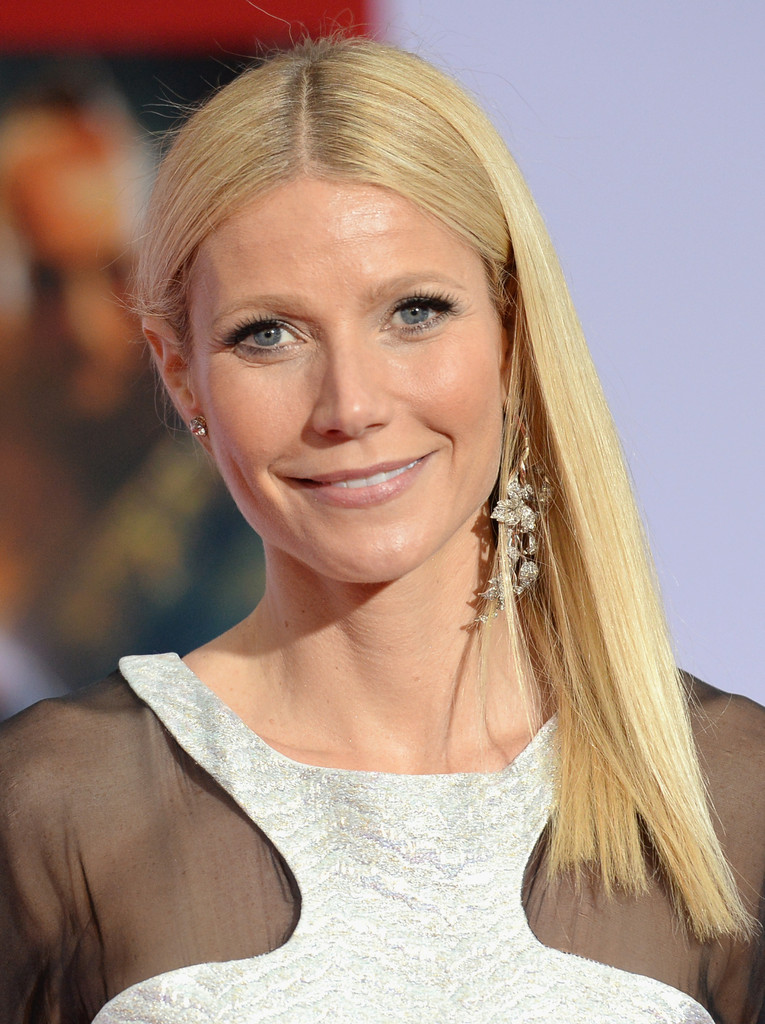 Gwyneth_Paltrow_Premiere_Walt_Disney_Pictures_Iron_Man_3-3