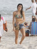 Isabeli-Fontana-in-Bikini-at-the-beach-in-Rio-De-Janeiro-1