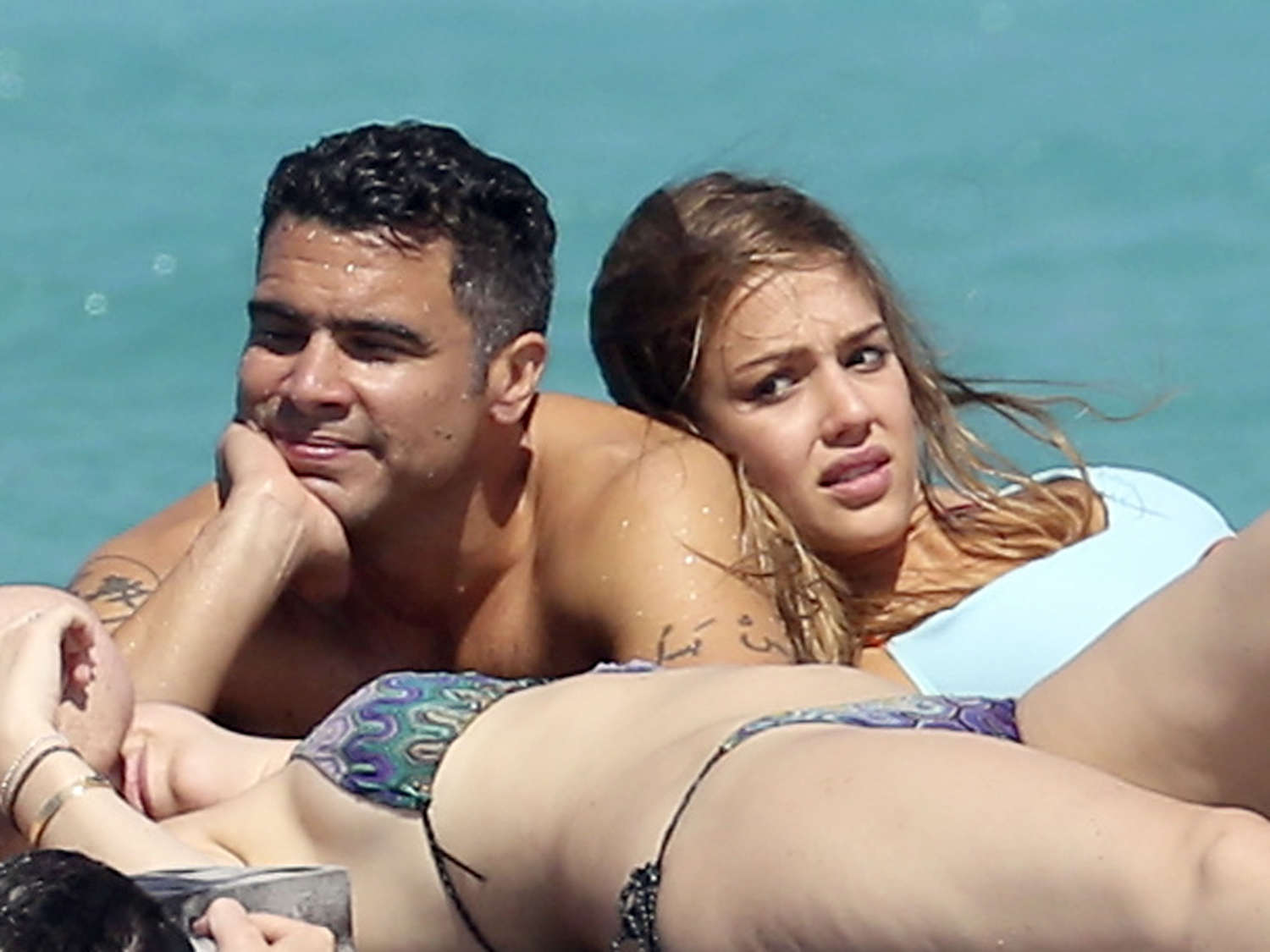 Jessica-Alba-in-Bikini-28