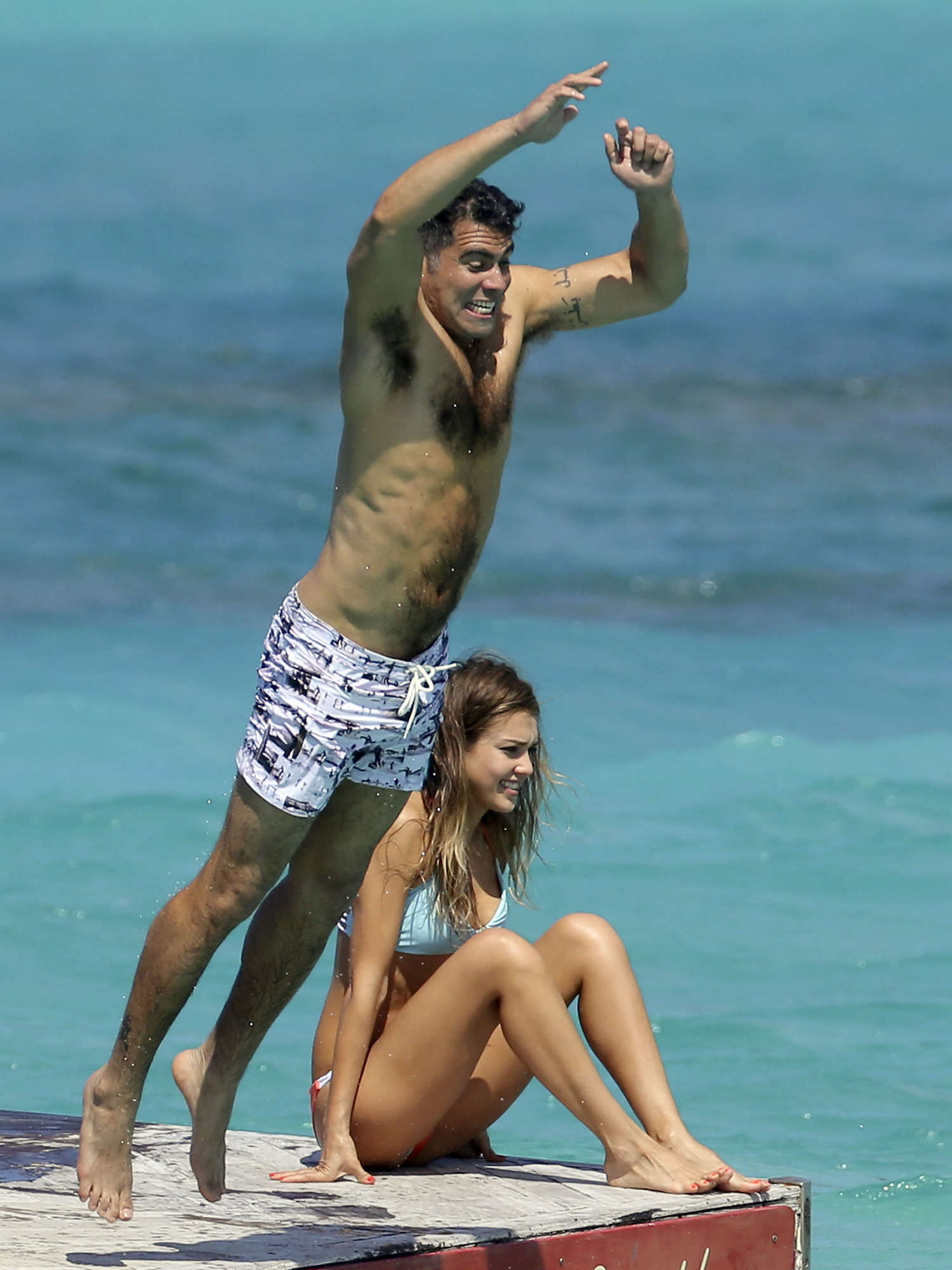 Jessica-Alba-in-Bikini-30