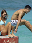 Jessica-Alba-in-Bikini-41