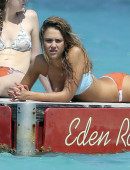 Jessica-Alba-in-Bikini-58