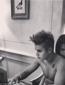 Justin_bieber_and-selena_gomez_nude