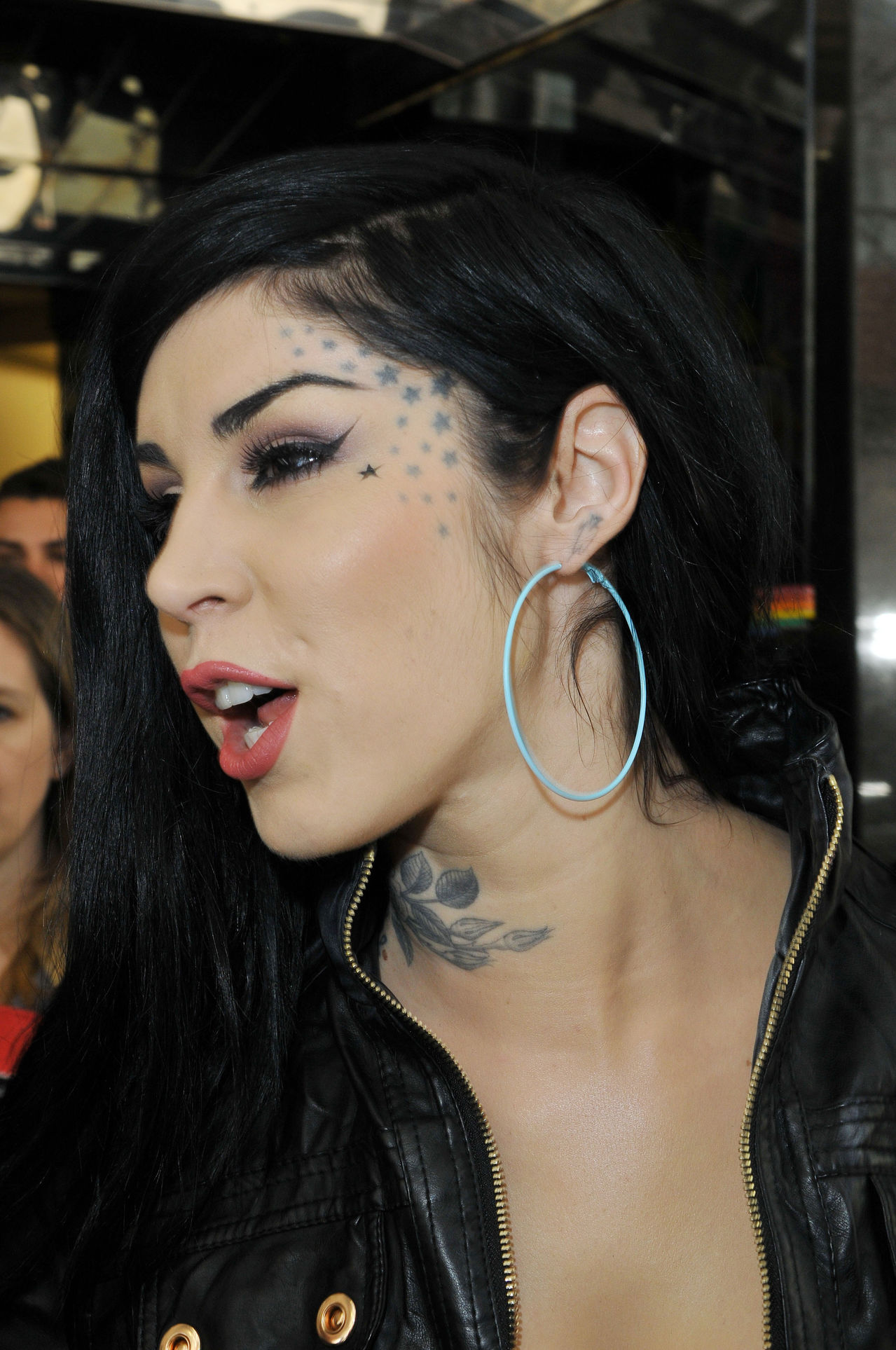 Kat Von D 73