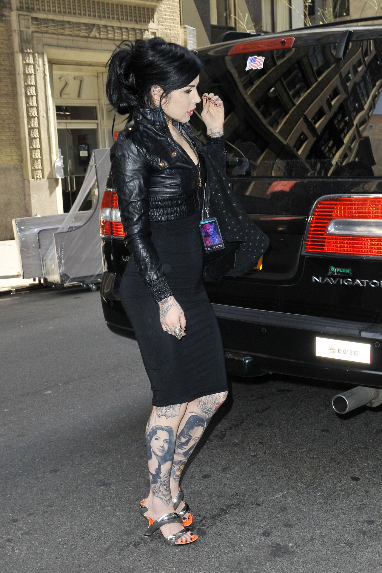 Kat Von D 77