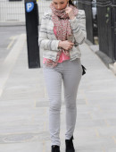 Kelly Brook Out and About in London 7