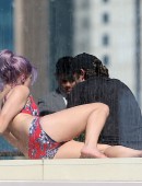 Kelly-Osbourne-Bikini-Candids-6