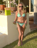 Kristin Chenoweth 14