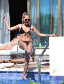 Kristin Chenoweth 21