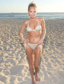 Kristin Chenoweth 28