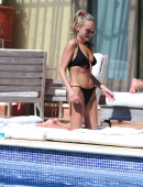 Kristin Chenoweth 30