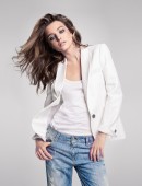 Miranda-Kerr---MANGO-Summer-2013-Catalogue-9