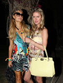 Paris-Hilton-and-Nicky-Hilton-13