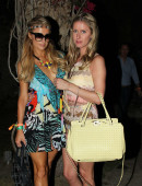 Paris-and-Nicky-Hilton-1