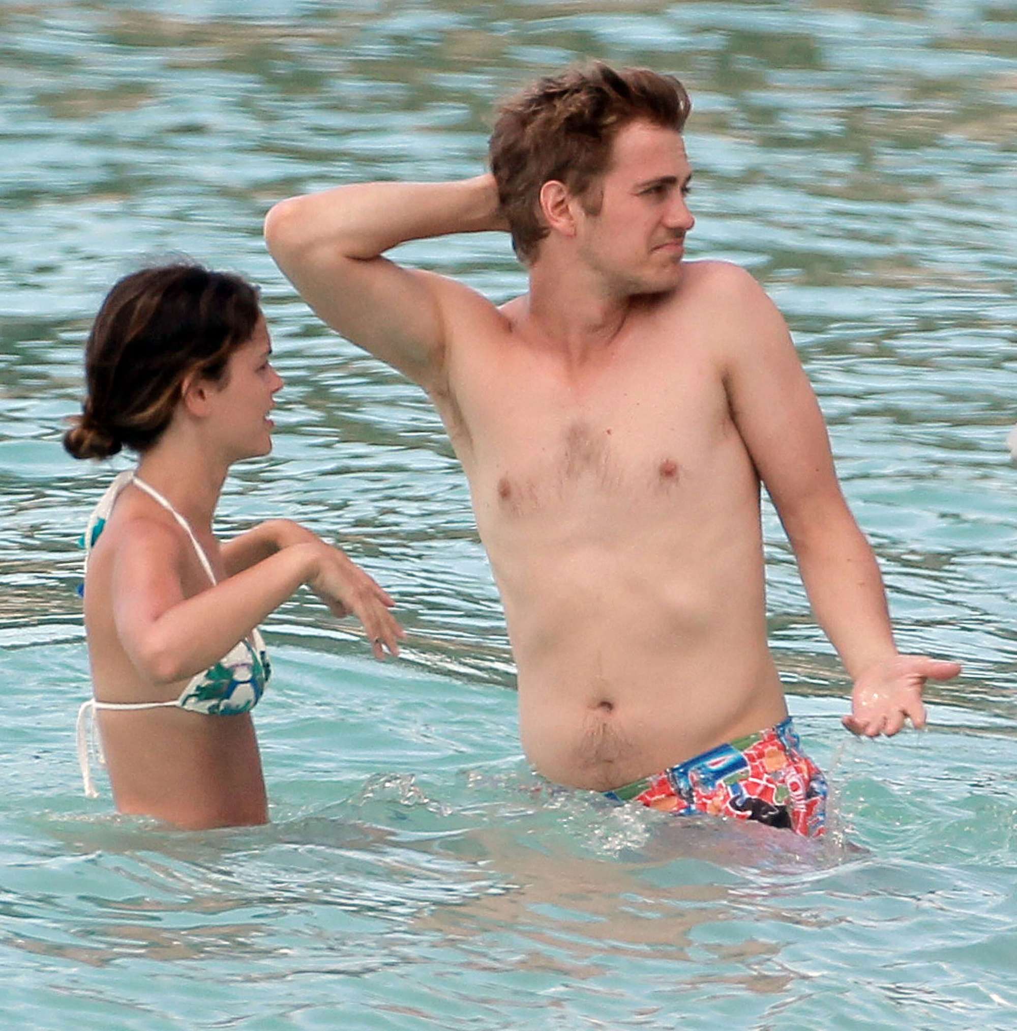 Rachel-Bilson-bikini-in-Barbados-2013-2