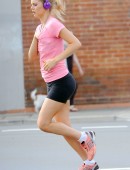 Samara-Weaving-in-shorts-Jogging--in-Sydney-1