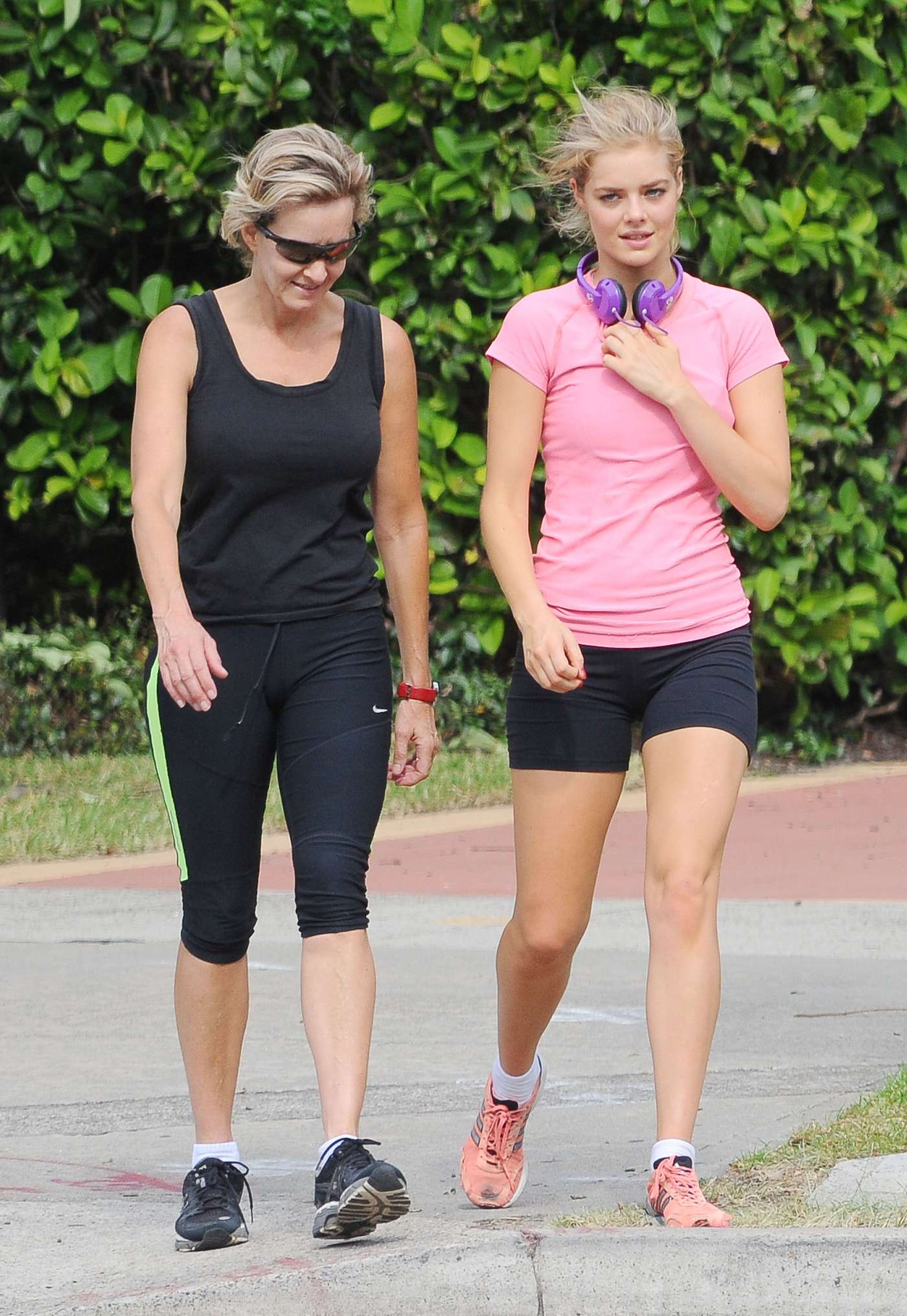 Samara-Weaving-in-shorts-Jogging--in-Sydney-6