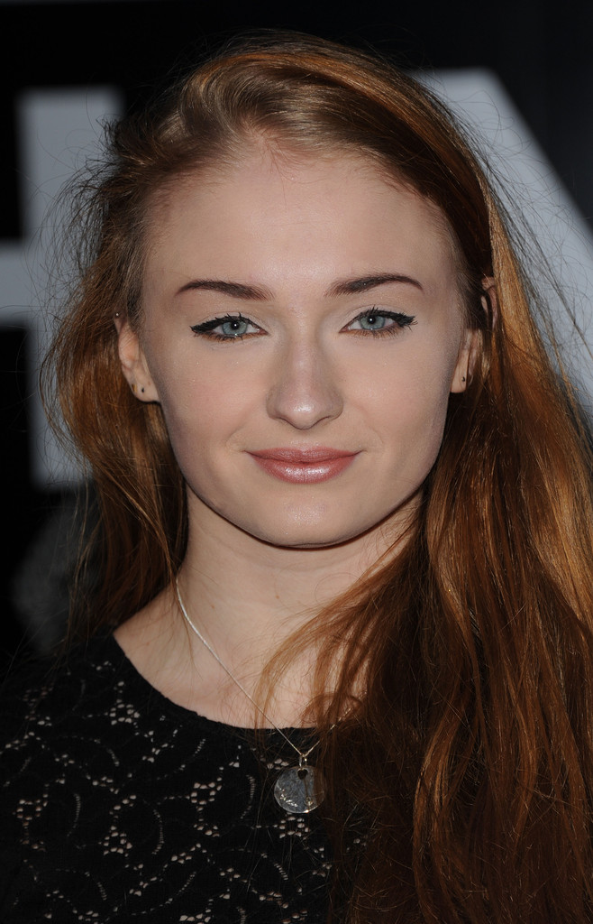 Sophie-Turner---Olympus-Has-Fallen-Premiere-1