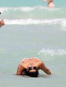 Vida-Guerra-Bikini-75