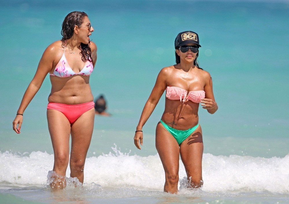Vida-Guerra-Bikini-88