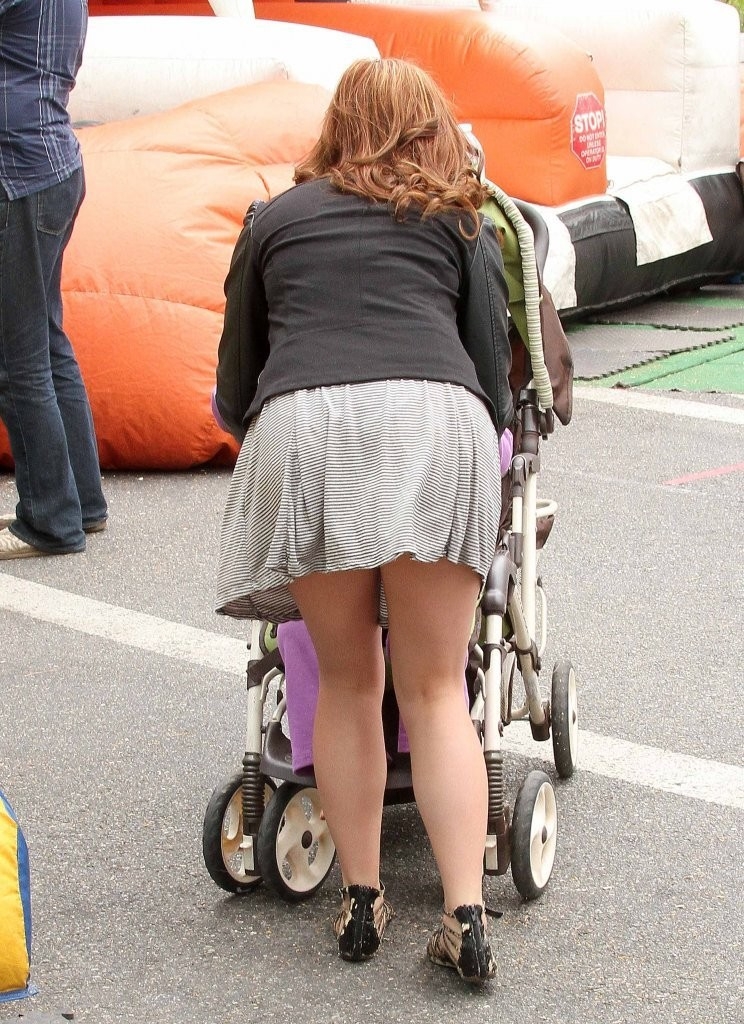Ariel+Winter+Farmers+Market+Candids+Los Angeles+10