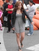 Ariel+Winter+Farmers+Market+Candids+Los Angeles+11
