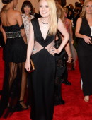 Dakota-Fanning-2013-Met-Gala-in-NYC-5