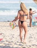 Danielle-Winits-in-Bikini-4