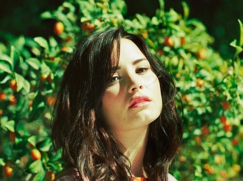 Demi-Lovato-Nylon-Magazine-2013-4
