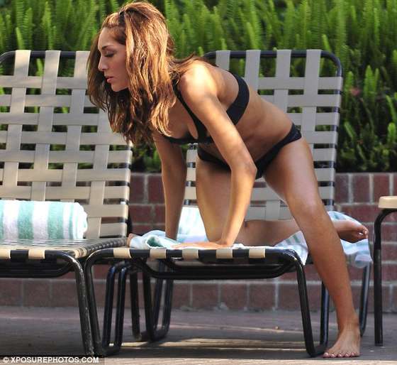 Farrah-Abraham-in-black-bikini-8