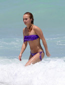 Hayden-Panettiere-in-Bikini-at-Beach-in-Miami-5