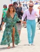 Jennifer+Lopez+Pitbull+Filming+New+Music+Video+Live+1