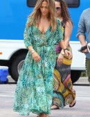 Jennifer+Lopez+Pitbull+Filming+New+Music+Video+Live+13