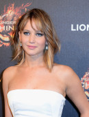 Jennifer-Lawrence-The-Hunger-Games-Party-at-Cannes-6
