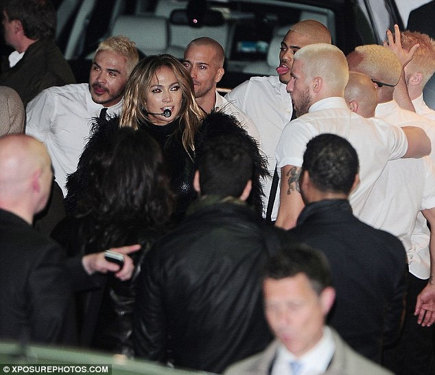Jennifer-Lopez-Thong-Like-Leather-Outfit-BGT-7