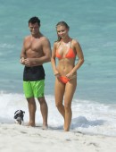 Joanna-Krupa-Bikini-Candids-in-Miami-Beach-11