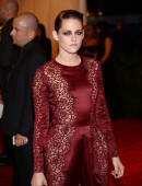 Kristen-Stewart-2013-Met-Gala-in-nyc-1